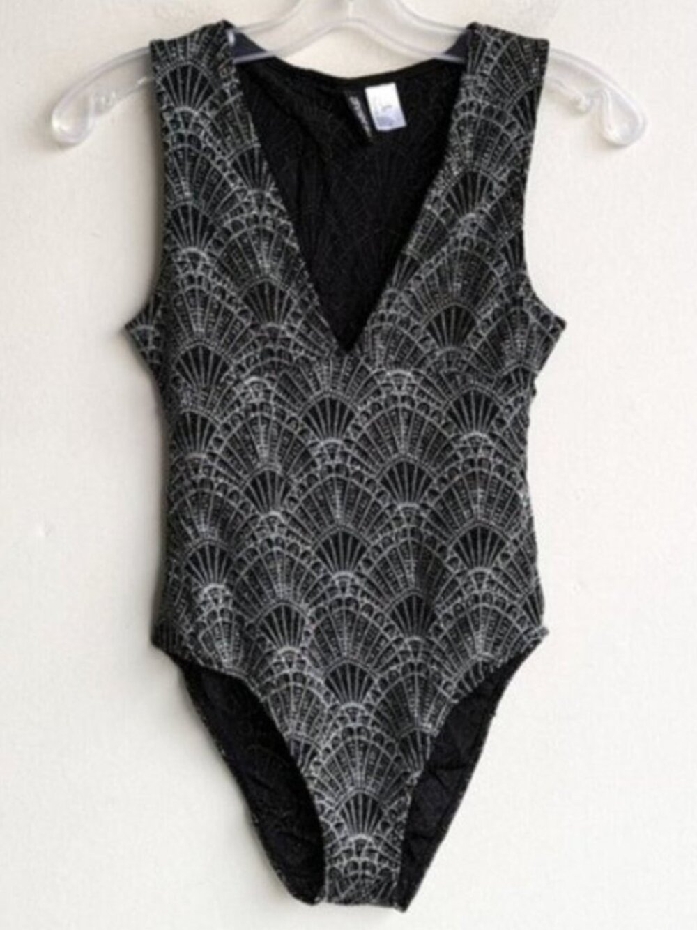 Silver glittery metallic v-neck sleeveless bodysuit